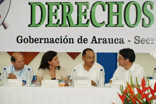 El vicepresidente Francisco Santos participó en el foro sobre derechos humanos en Arauca.