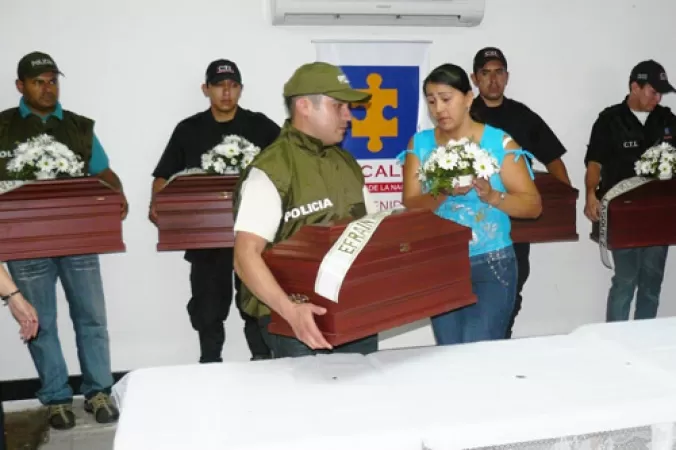 En Villavicencio se realizó entrega de restos óseos a los familiares de las victimas de la violencia, dentro del programa de Justicia y Paz de la Fiscalía.   