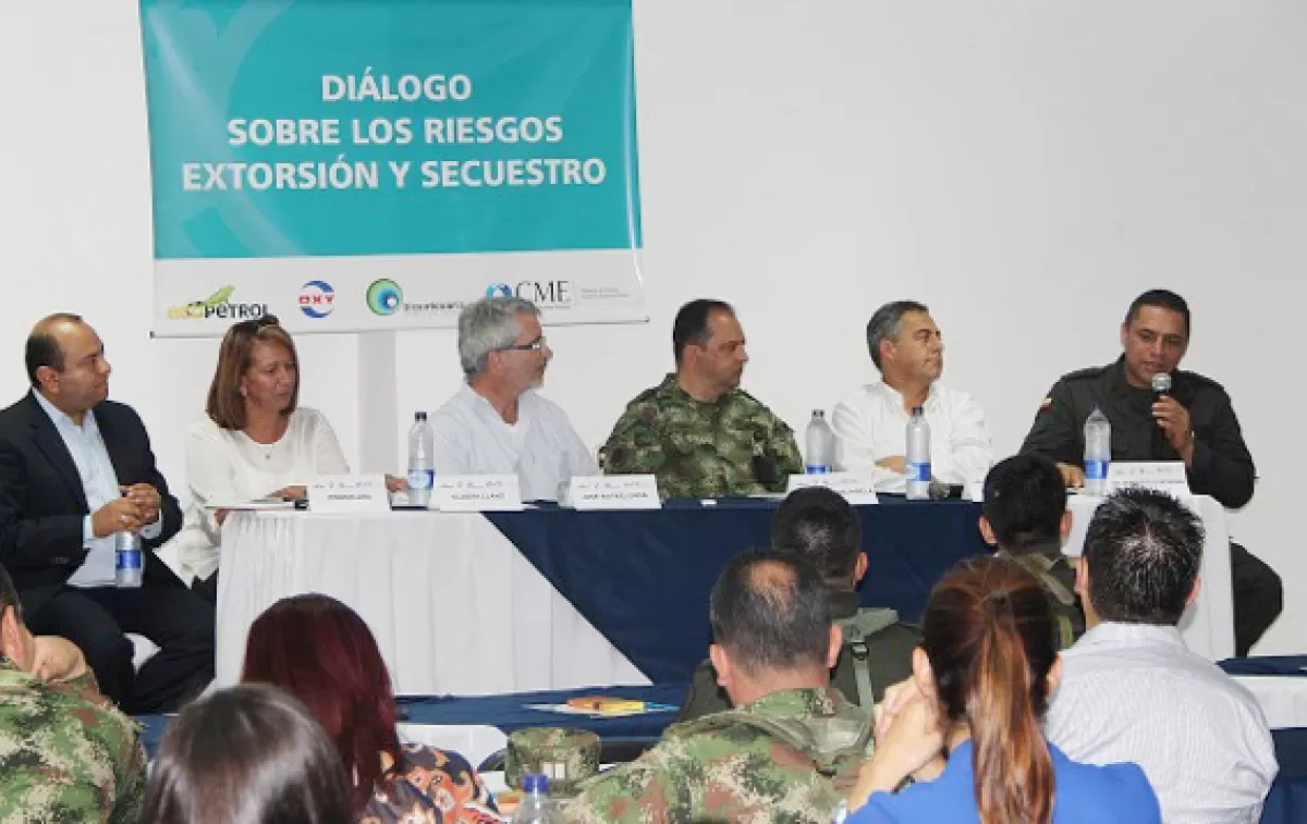 Entre los sectores público y privado para reflexionar y compartir experiencias sobre cómo prevenir y atender los delitos extorsión y secuestro en el departamento de Arauca.