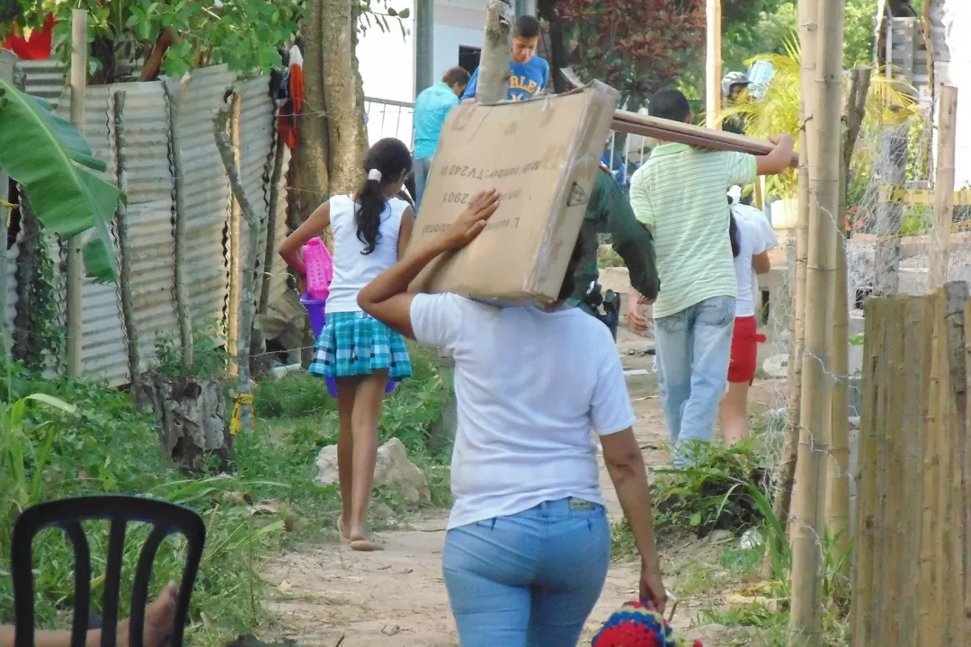 Las familias el día martes abandonaron la zona ante la presencia de la Policía Nacional y las autoridades del municipio de Arauca.