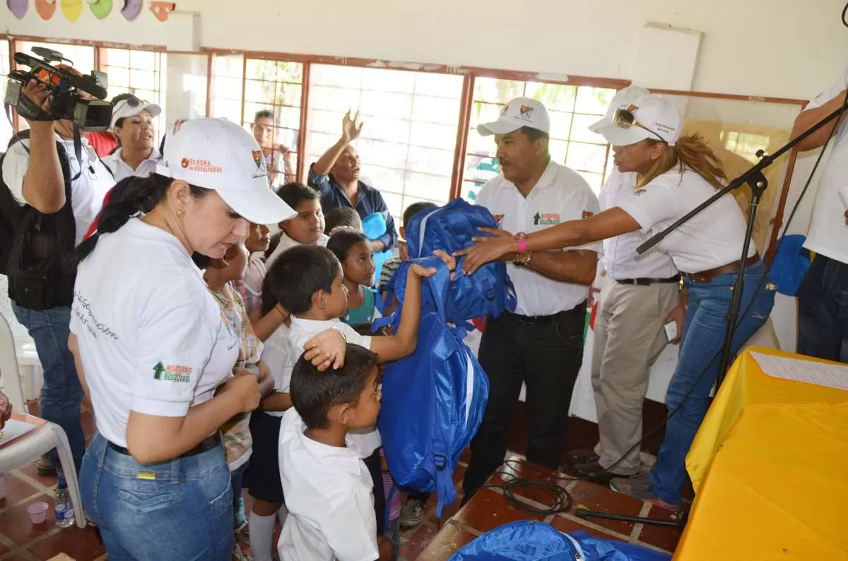 Hasta la vereda Chaparrito en zona rural del municipio de Arauca, llegó el gobernador Facundo Castillo Cisneros con su programa institucional gobierno con resultados.