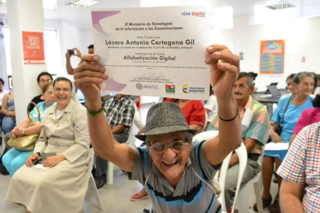 Los abuelos certificados en tics en Arauca.