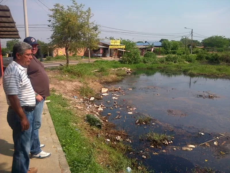 Un lote que se encuentra cercano a la comunidad del sector de Matagea en el municipio de Arauca, será rellenado para evitar que se convierta en un foco de enfermedades y mal olor.
