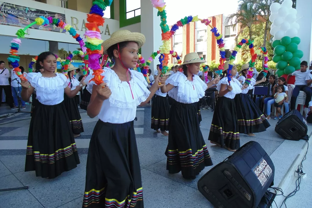 Más de 250 estudiantes participan en procesos de formación en las modalidades de danza moderna, joropo y folclor nacional, de la alcaldía de Arauca.