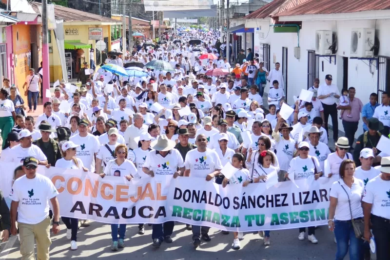 Miles de araucanos marcharon para pedir Paz y cese de los actos terroristas en el departamento de Arauca.