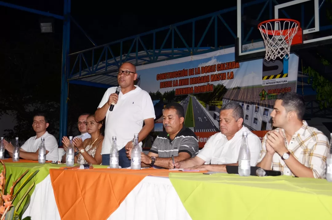 Gobierno departamental realizó socialización de la construcción de la doble calzada entre la Brigada 18 y el Hospital San Vicente, de la capital araucana.
