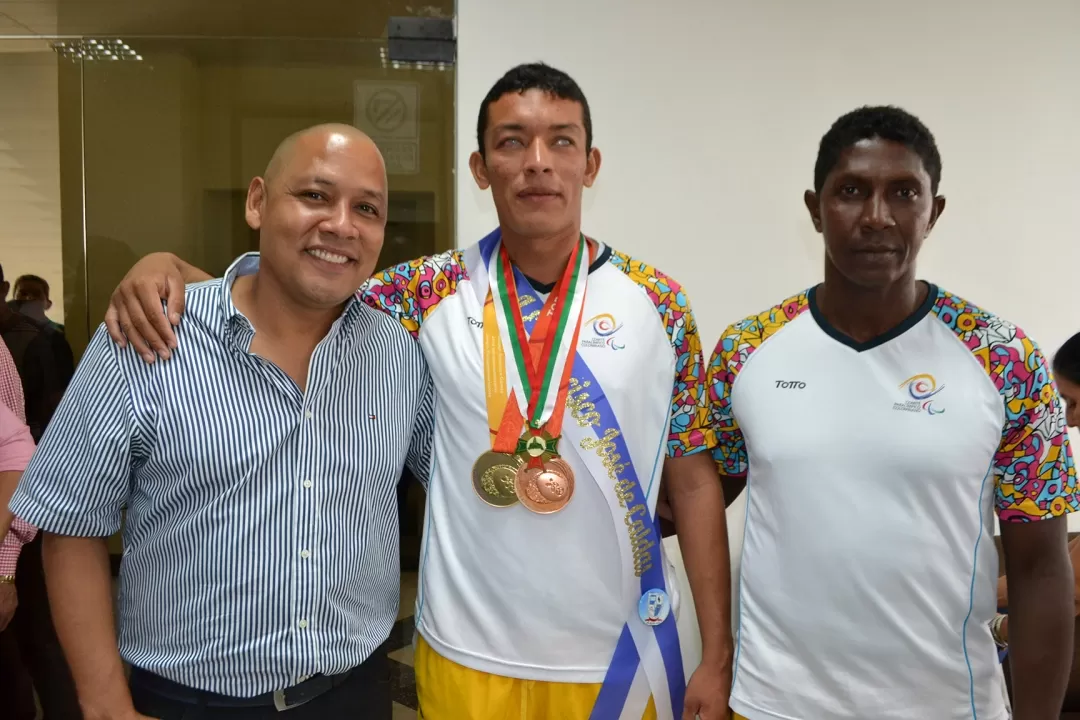 Medalla Ciudad de Arauca como reconocimiento al deportista José Alexis Belisario, por haber ganado una medalla de oro en lanzamiento de jabalina y medalla de bronce en atletismo, en los Juegos Parapanamericanos de Toronto, Canadá.