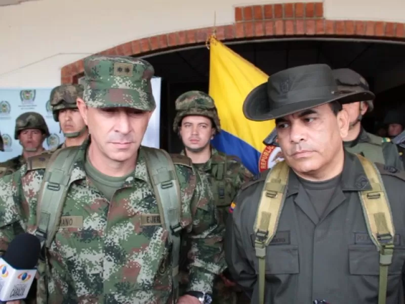 El general Carlos Rubiano Fonseca, comandante de la Fuerza de Tarea Quirón y el coronel Wilson Bravo de la Policía estuvieron al frente de la operación Cuna de la Libertad.