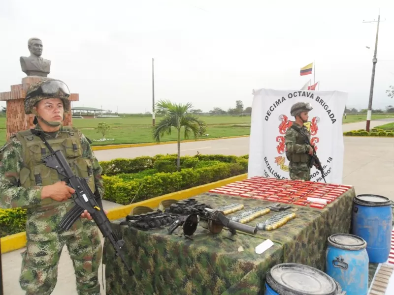 Elementos encontrados en una caleta de las farc