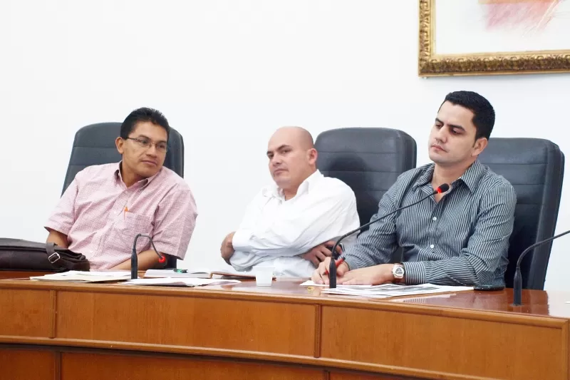 El secretario de infraestructura Alejandro Sarmiento presentó su informe sobre el estado en que recibió las obras que realiza la gobernación de Arauca a nivel departamental.
