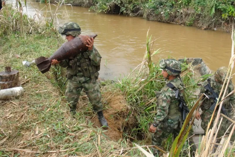 El Ejército anunció que había encontrado la mayor fabrica de explosivos artesanales de las Farc en el departamento de Arauca.