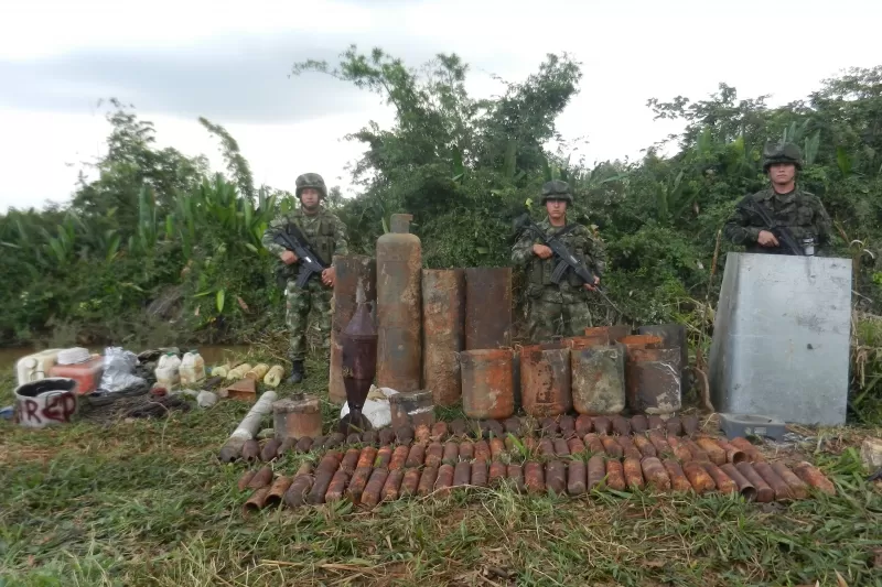 Tatucos, granadas hechizas, detonadores ineléctricos y ramplas fueron encontrados por soldados en la vereda Fundación, jurisdicción del municipio de Arauquita.