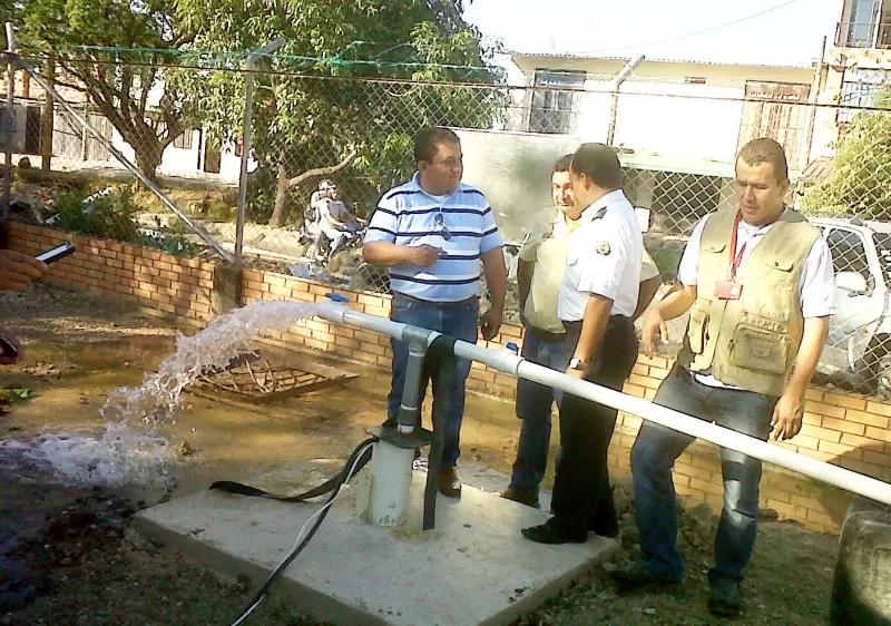Tres pozos profundos para suministrar agua a los habitantes de Yopal entregó la Administración Municipal, con lo que minimizan  la crisis generada por falta del preciado liquido desde hace más de un año.