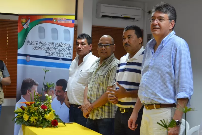 El Ministro de Minas y Energía Mauricio Cárdenas anunció que el departamento de Arauca recibirá 45.585 millones de pesos del margen de comercialización que son de libre destinación.