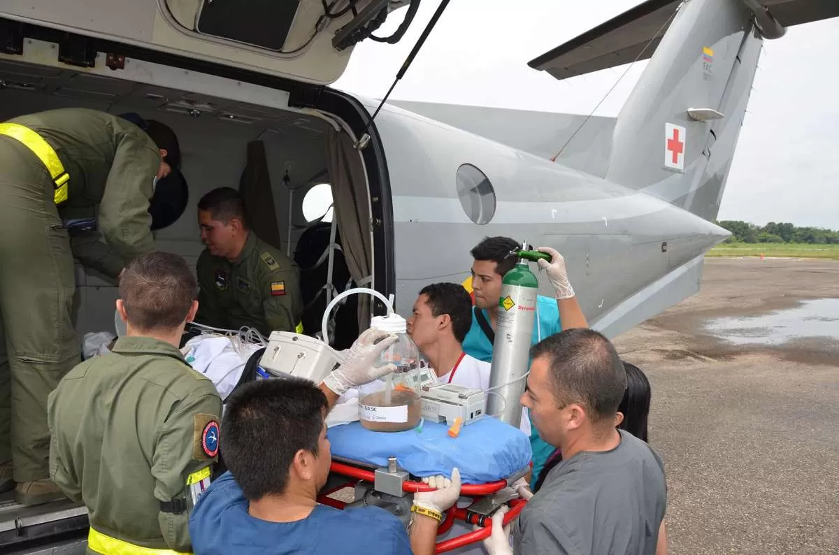 El presidente Juan Manuel Santos a su llegada a la Brigada 18 de Arauca, donde van a tratar los hechos donde murieron 11 militares la tarde del sábado.