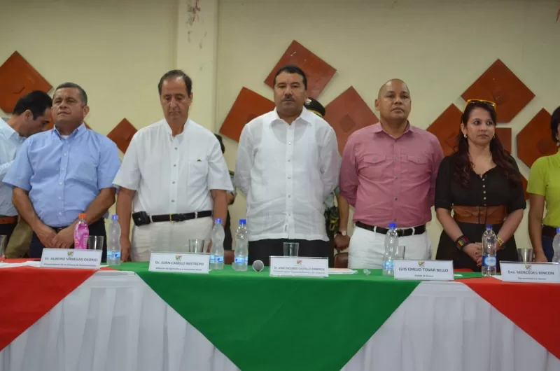 El ministro de Agricultura y Desarrollo Rural, Juan Camilo Restrepo Salazar visitó el departamento para dialogar con los ganaderos y el sector del campo en Arauca.