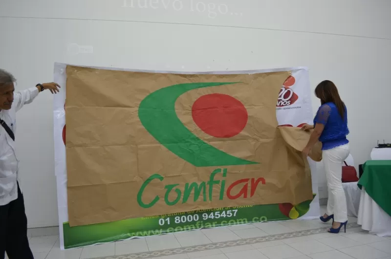 El anterior logo los acompañó durante sus primeros 19 años.