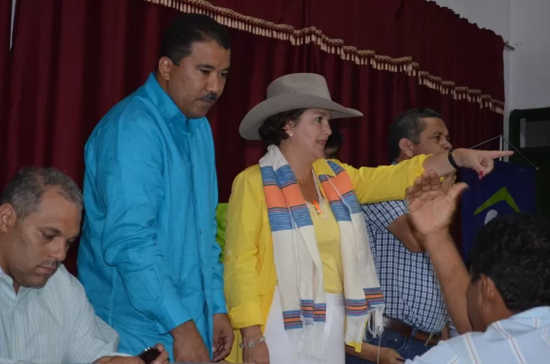 La Ministra de vivienda dijo en que el Gobierno Nacional y la Gobernación estaban comprometidos en construir 10 mil viviendas en todo el departamento de Arauca.