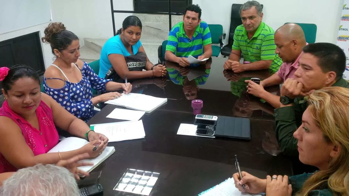 Alcalde, Policía y Secretarios se reunieron con la comunidad de Monserrate. Abordaron múltiples solicitudes.