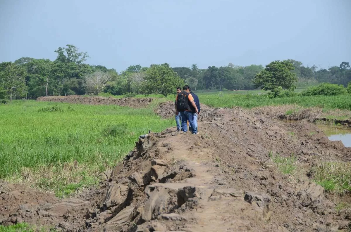 Los habitantes de localidades como la isla Reinera , Bayoneros, Gaviotas, Caranal, entre otras se beneficiarán con la construcción de diques que impediran las inundaciones en estas poblaciones ribereñas del Arauca.