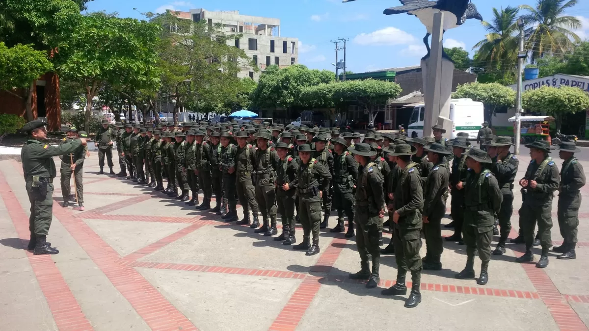 Presentación de los 136 Policías que llegaron al departamento de Arauca para reforzar las medidas de seguridad y evitar el accionar de la delincuencia y grupos armados ilegales.