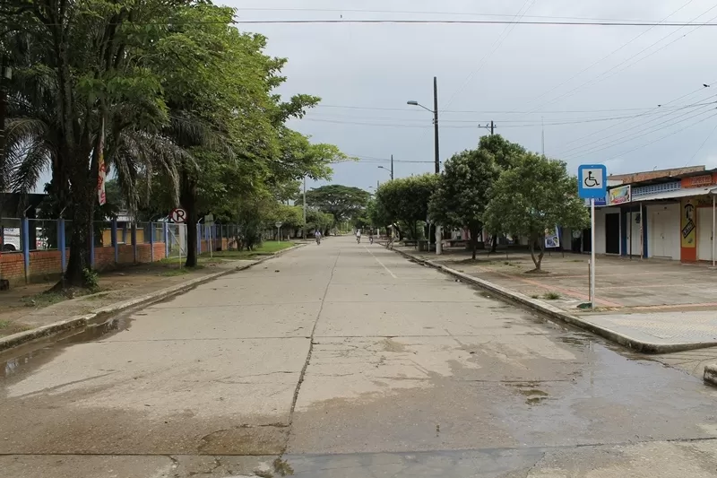 Toda la actividad comercial esta paralizada.