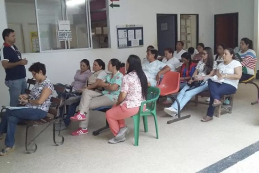 La ESE Departamental socializó política ambiental y manual de bioseguridad a líderes de proceso de vigías de salud.