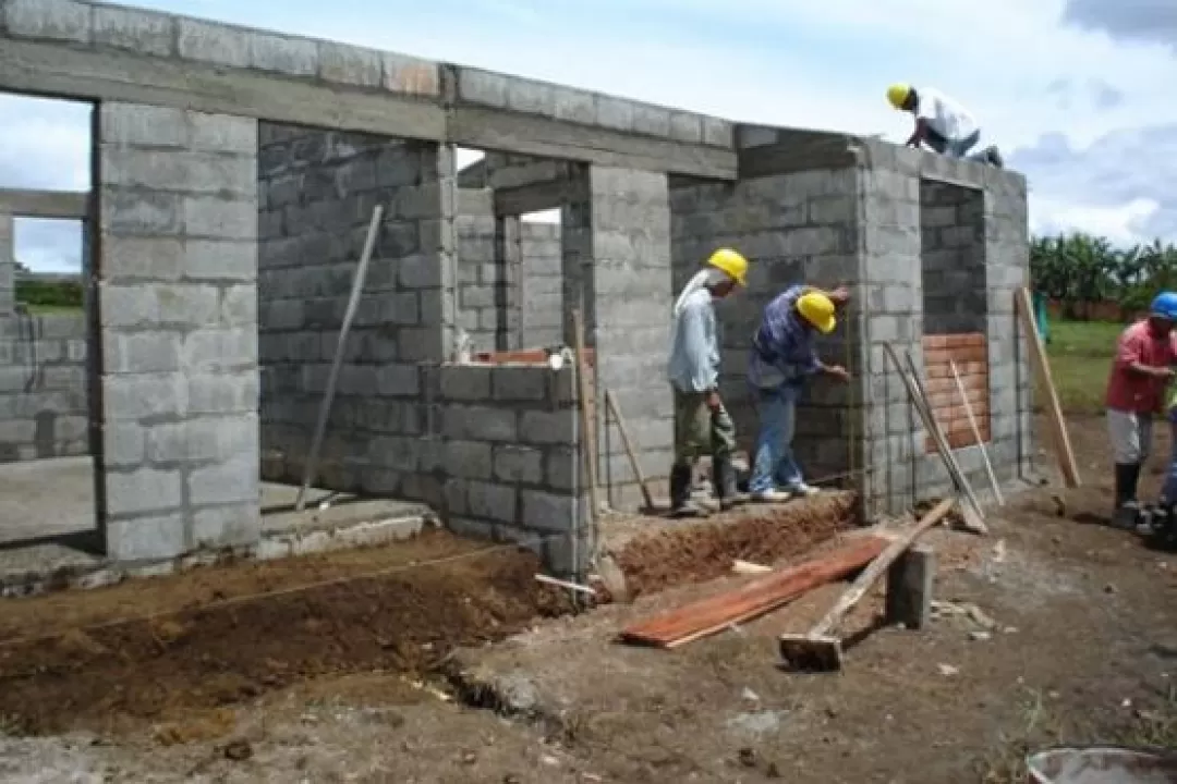 Gobierno Departamental adjudicó la licitación para la construcción de 806 viviendas de interés prioritario en cinco municipios del Meta.