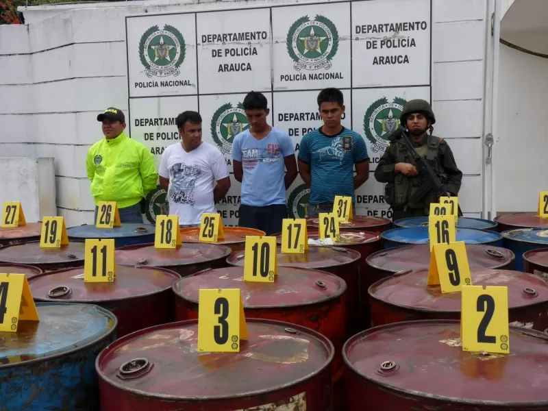 31 canecas metálicas, cada una con 55 galones de ACPM, para un total de 1.705 galones de combustible avaluados en 13 millones fue decomisado por la Policía Nacional en Arauquita.