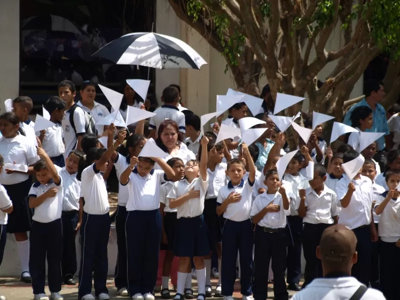 Los niños de Arauca se manifestaron en contra de los violentos, en un departamento donde han sido victimas de los distintos grupos armados.
