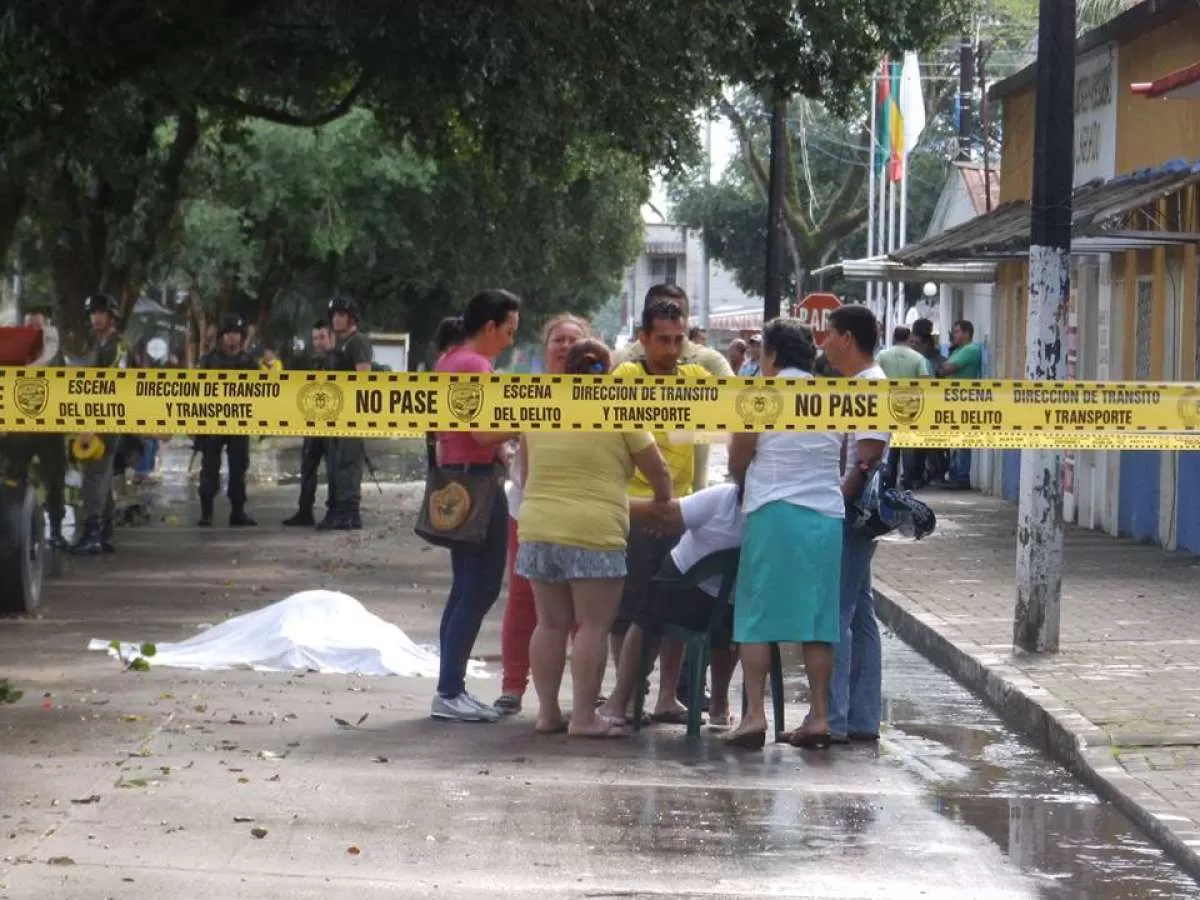 En el centro de Saravena fue asesinado Pedro Antonio Bohórquez Martínez, secretario de desarrollo social del municipio. Foto: Reinaldo Talero.