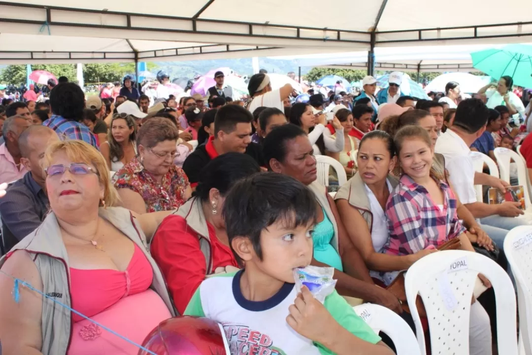 Cientos de familias asistieron al lanzamiento del proyecto de vivienda de interés prioritario Ciudadela Villa David de Yopal, Casanare.