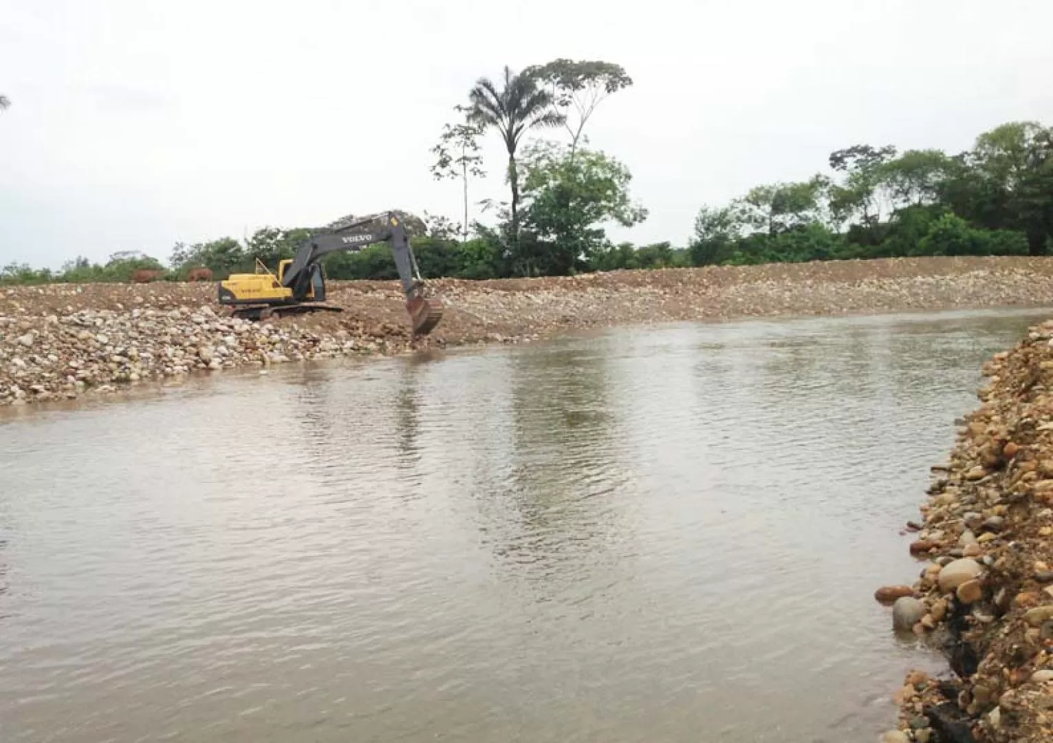La Oficina de Gestión del Riesgo de Desastres, culminó las obras de mitigación en el rio Ocoa sector de Puente Caído