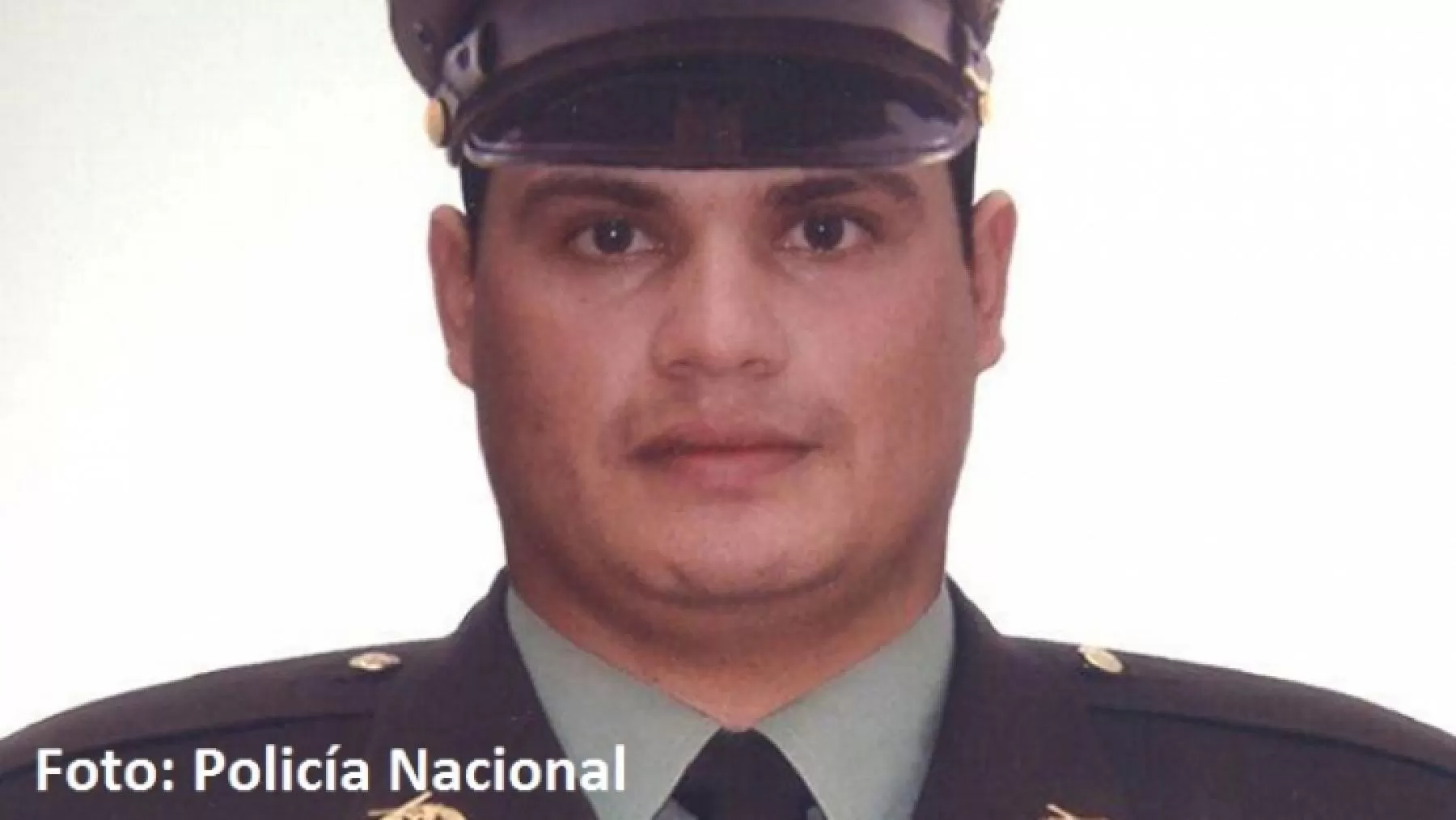 El patrullero de la policía, Cristian Camilo Ruiz Ahumada, murió tras ser impactado por un proyectil de arma de fuego.