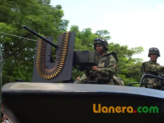 Desfile militar realizado en Arauca el 7 de agosto de 2011.