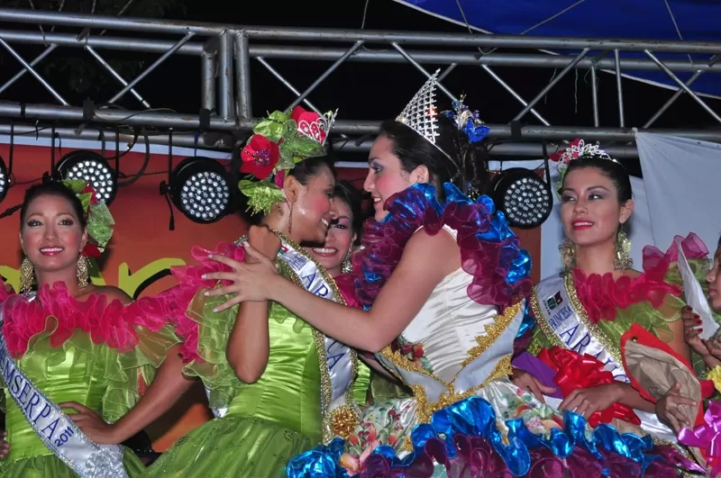 Galyna Tavera, coronada como virreina.