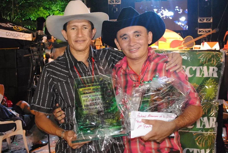 Los copleros Fredy Torres - Colombia y Gerardo Leal - Colombia
