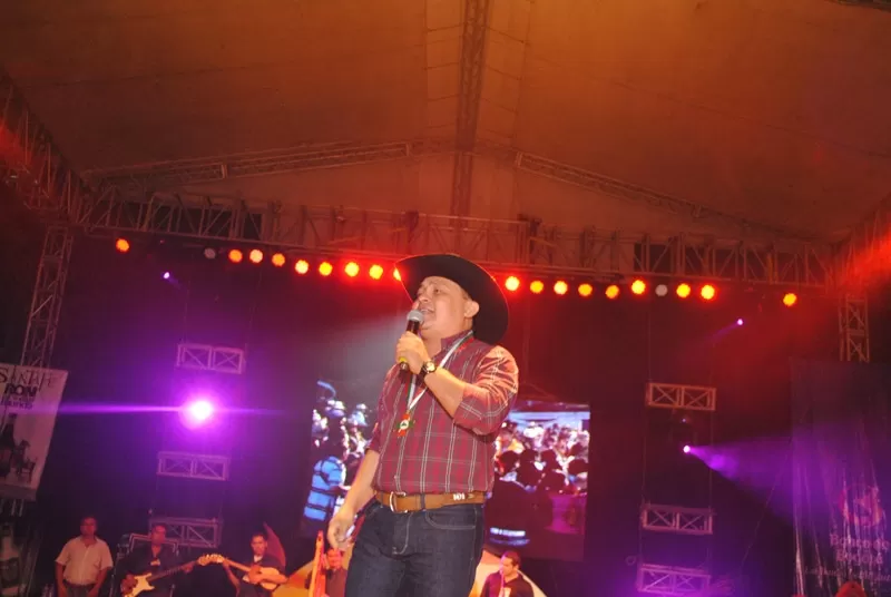 El cantante casanareño, Walter Silva, hizo el cierre del Festival Internacional de joropo.