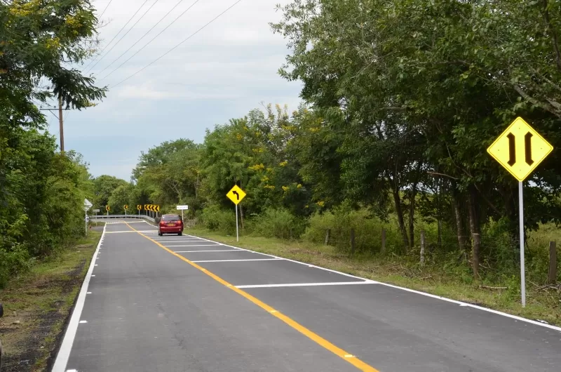 Más de 35 mil millones de pesos fueron invertidos en los 24 kilómetros de la vía que fueron pavimentados en la vía Matapalito - El Caracol.