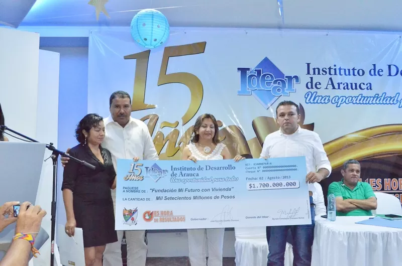 Familias recibieron creditos para construcción de vivienda en sitio propio.