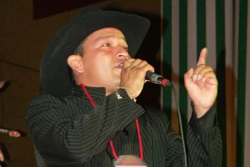 Omar Alfonso de Boyacá, segundo lugar canción pasaje Corazón Parti’o.



