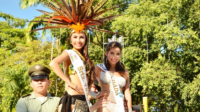 El desfile de las candidatas