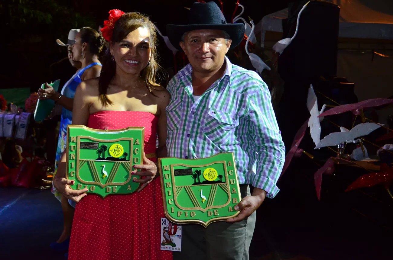 1. Efraín Medina y Yaqueline Becerra. Arauca - Colombia