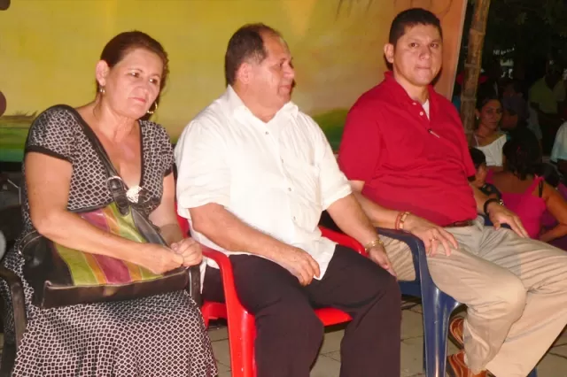 Alcalde, Gobernador y directora de Cultura de Arauca.
