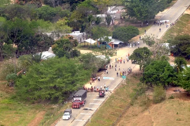 Indigenas en Corocito, Tame