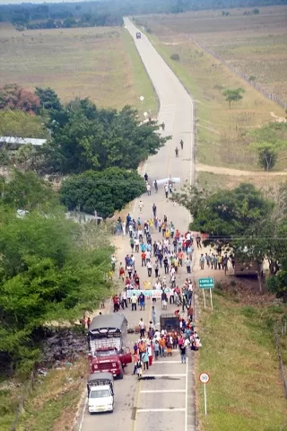 Indigenas en Corocito, Tame