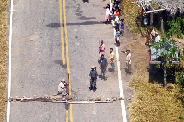 Indígenas concentrados en Betoyes, Tame.