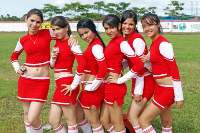 Las porristas de Llaneros FC.