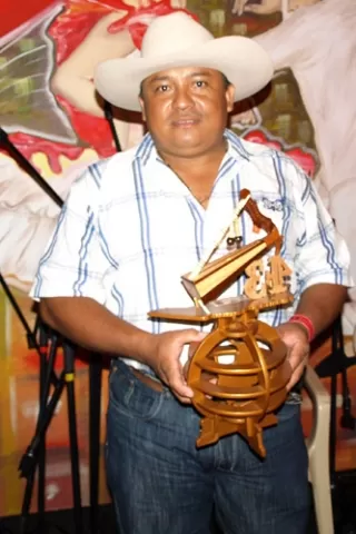 Mejor Voz Pasaje Masculina: Ciro Barrera - Colombia