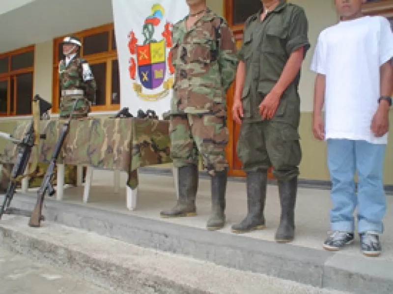 Dos menores de edad y un adulto se desmovilizaron en Tame, aumentando a  59 los integrantes de los grupos armados ilegales que se han desmovilizado en el departamento de Arauca.